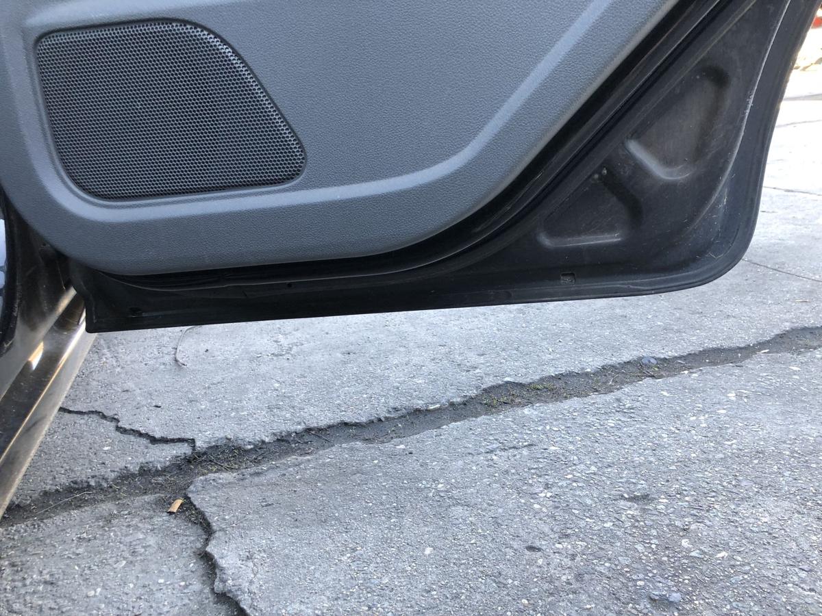 Ford Focus DA3 ab07 T&uuml;r hinten rechts Fliessheck Pantherschwarz Rohbau