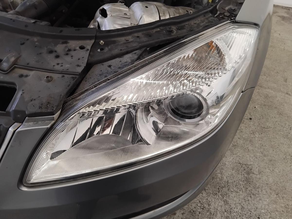 Skoda Fabia 2 5J Facelift original Scheinwerfer links Halogen Ellipsoid BJ2013