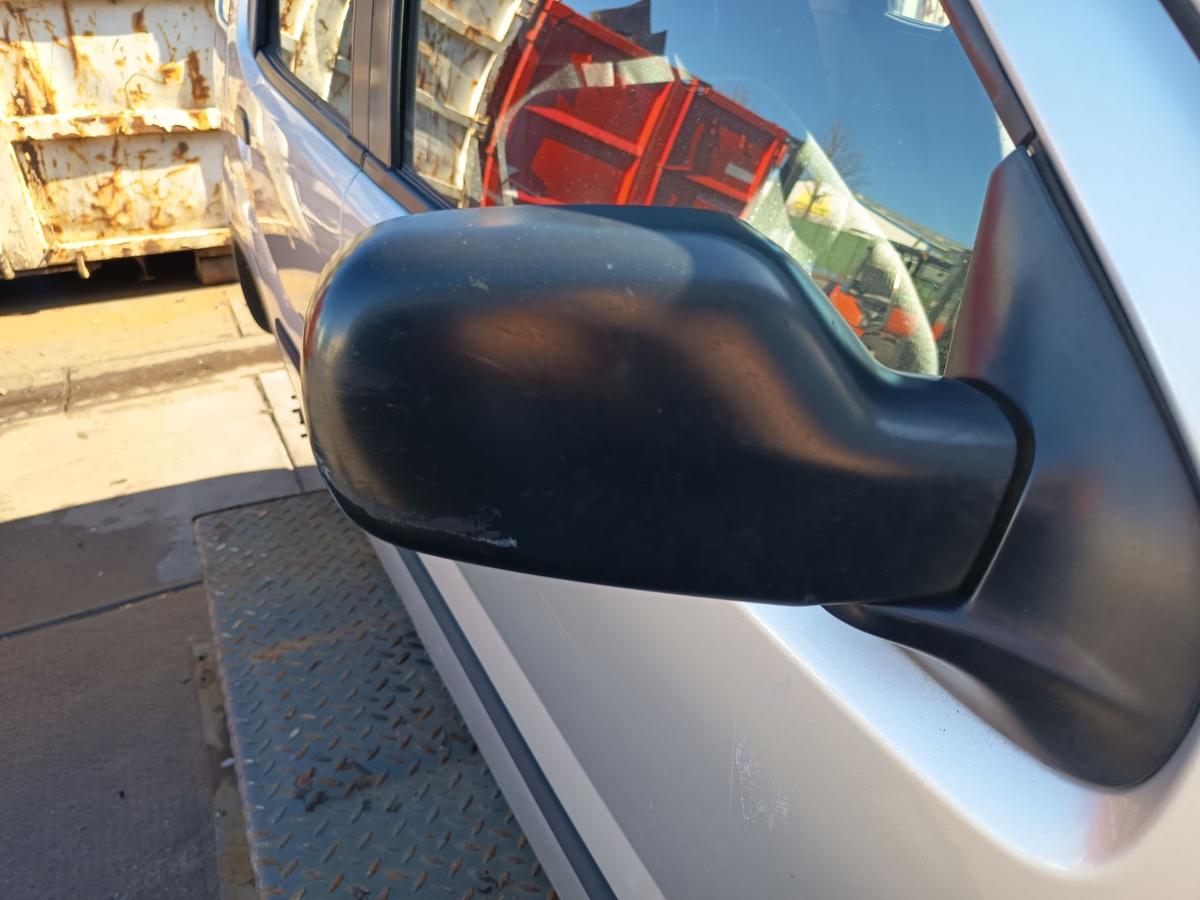 Suzuki Ignis I original Aussenspiegel rechts elektrisch unlackiert Bj 2001