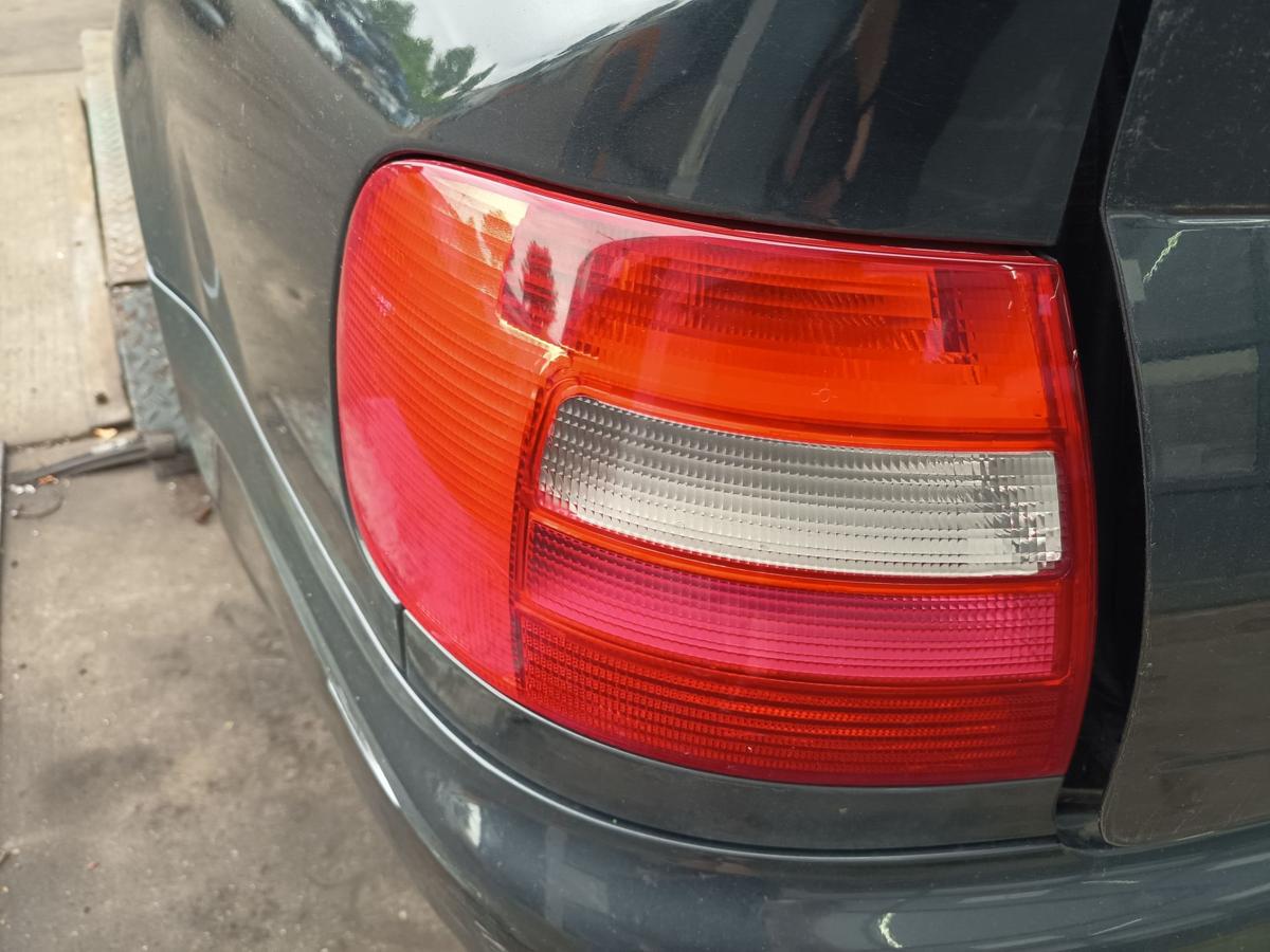 Audi A4 B5 Limo original R&uuml;ckleuchte links Baujahr 1997