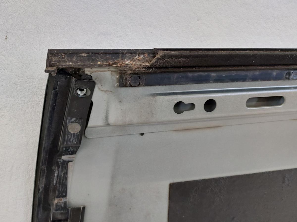 VW Golf V 1K T&uuml;raussenblech Blech Beplankung T&uuml;r hinten rechts LA6Q Sagegreen