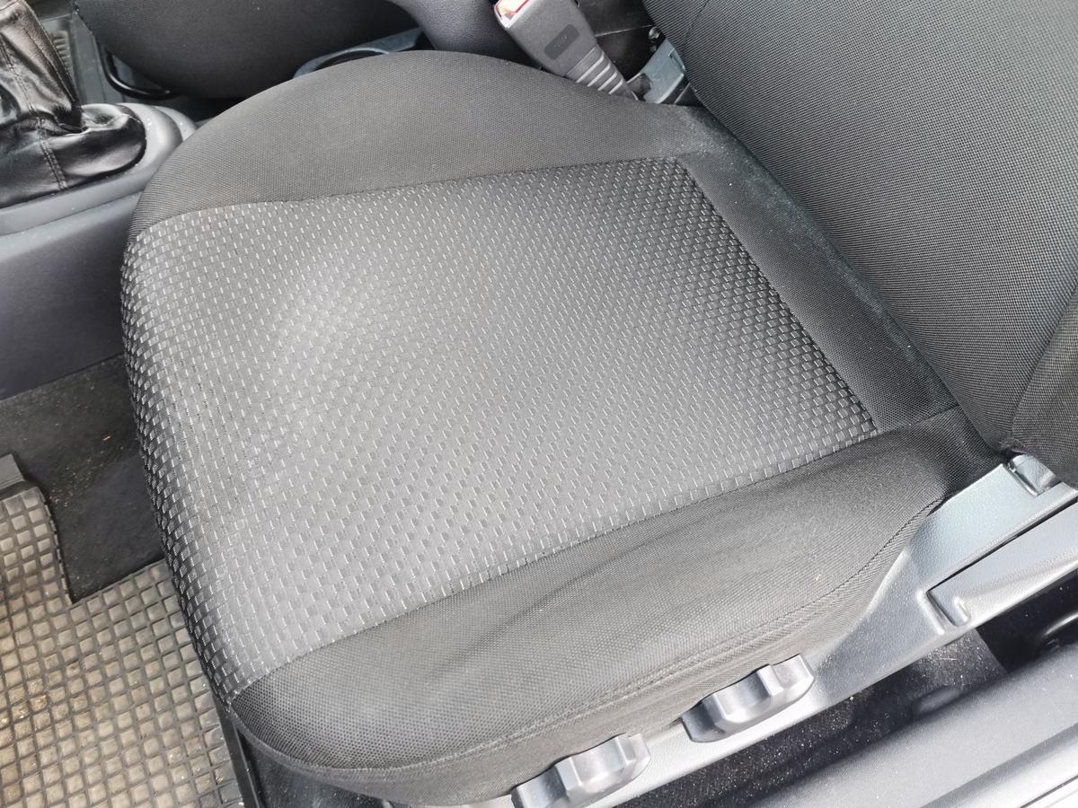 Hyundai Accent III MC Fahrersitz Sitz Autositz Stoff vorn links 3 T&uuml;rer TEXT