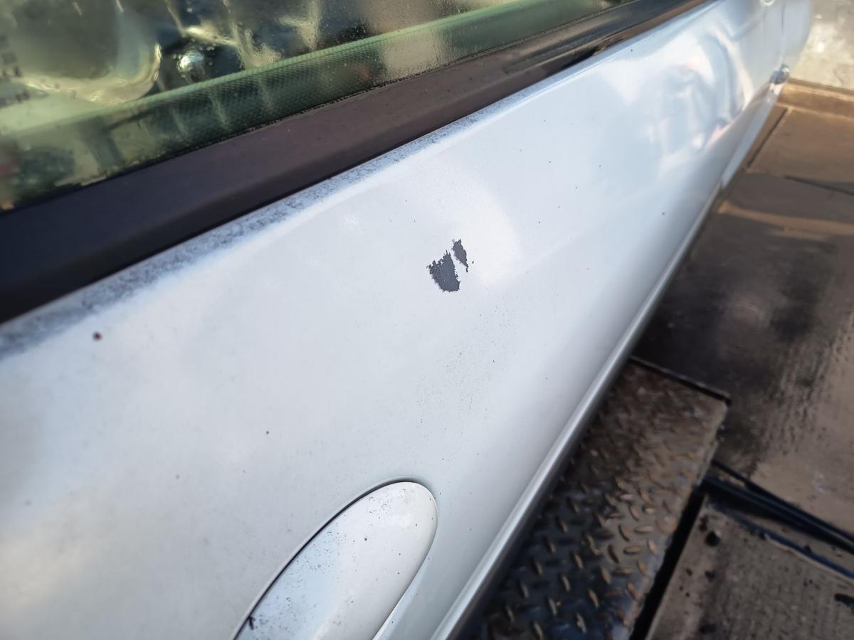 Peugeot 206+ original T&uuml;r rechts Beifahrer EWP Polarwei&szlig; Bj 2012