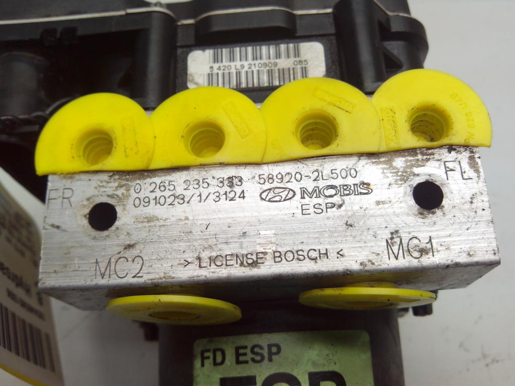 Hyundai I30 FD BJ2010 ABS ESP Block Hydroaggregat 58920-2L500 0265950695