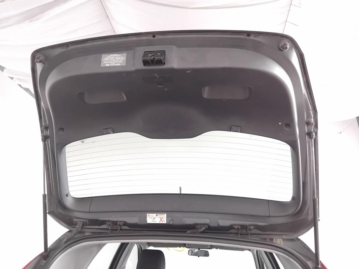 Hyundai i30 FD Heckklappe 9F Stone Black Perl. mit Heckscheibe Fließheck BJ2010