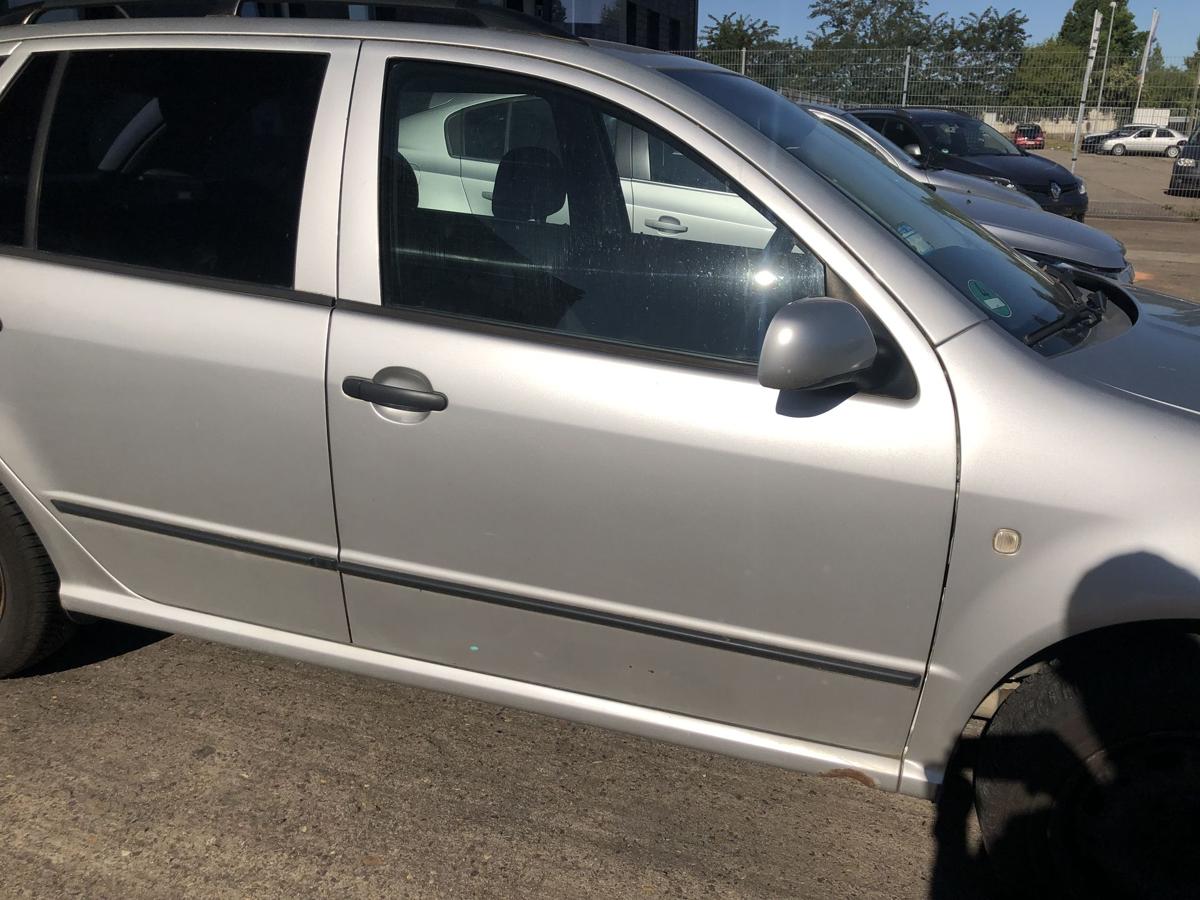 Skoda Fabia 6Y Tür vorn rechts Beifahrertür Rohbau LF7T silber Kombi und 5trg