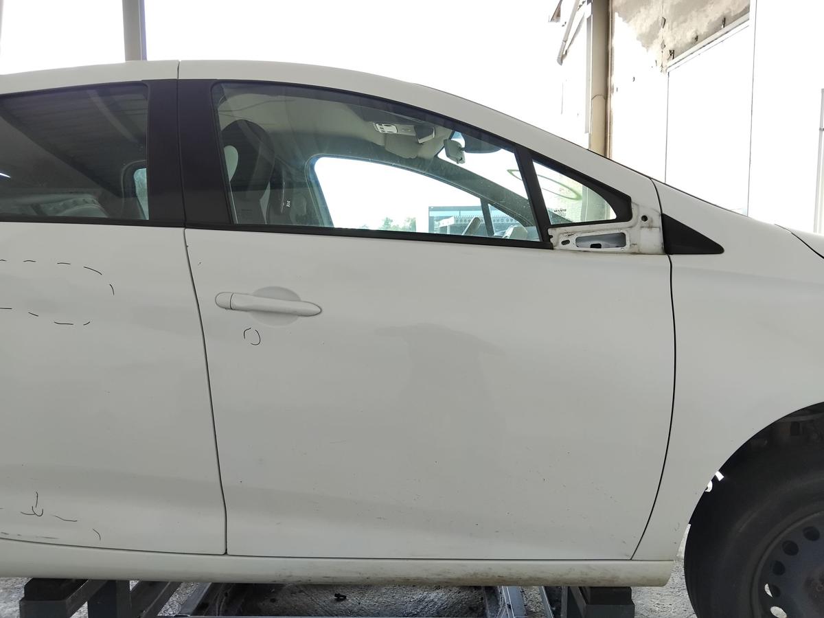 Renault Zoe T&uuml;r vorn rechts Beifahrert&uuml;r weiss DV369 Blanc Glacier BJ2016