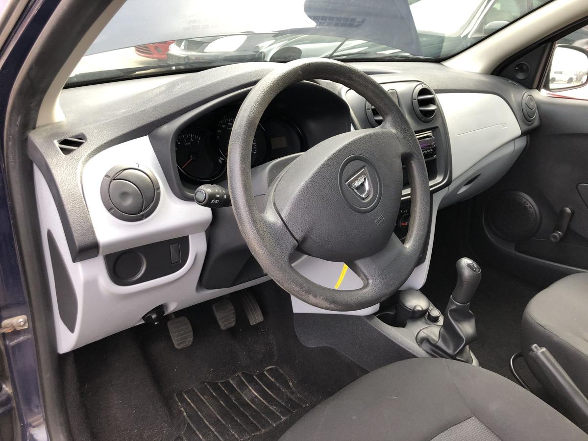 Dacia Sandero 2 SD Armaturenbrett Armaturenträger Cockpit Dashboard