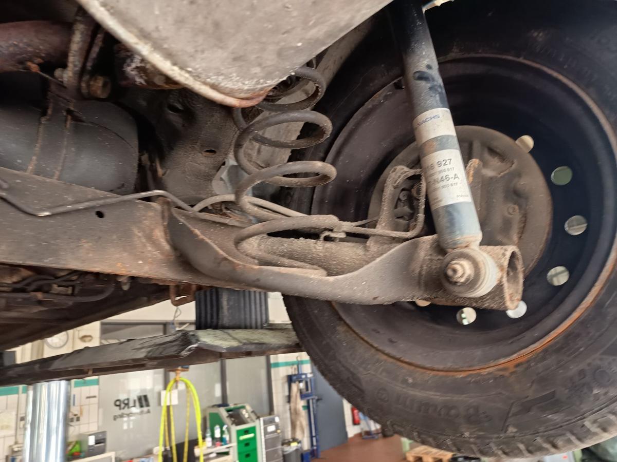 Agila B original Hinterachse trommelgebremst f&uuml;r K12B 1,3l 63kW 111tkm Bj 2008