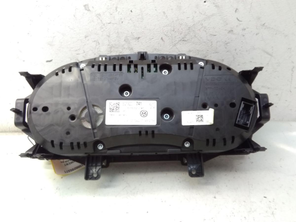 VW Golf VII original Kombiinstrument Tacho Diesel 5G1920741 1.6TDI 81kw BJ2014