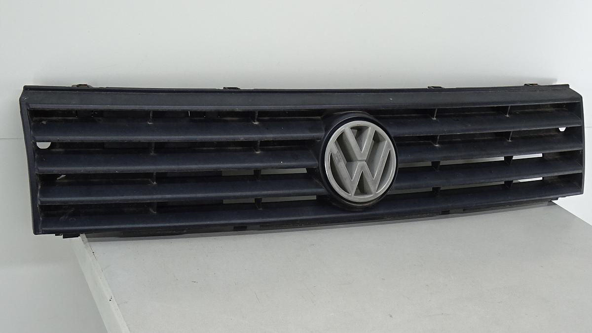 VW Polo 86C Coupe Bj1991 Kühlergrill mit Emblem 867853653G ab 1990