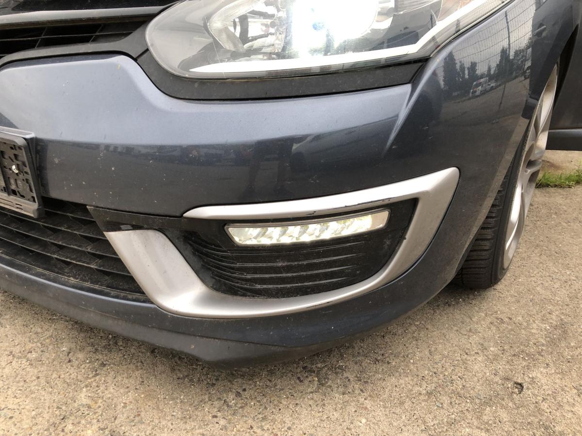 Renault Megane 3 III Grandtour Stoßfänger vorn GT Facelift Tagfahrlicht TEKPN