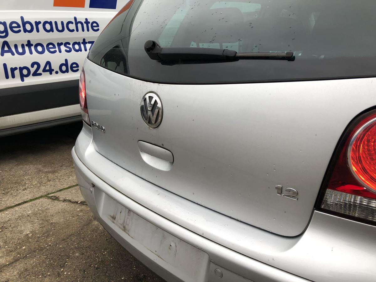 VW Polo 9N3 Heckklappe Kofferraumklappe Kofferklappe Scheibe LA7W Reflexsilber