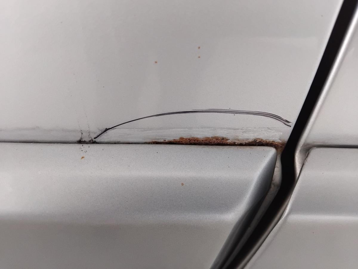 Mercedes Benz 190 W201 T&uuml;r vorn rechts Beifahrert&uuml;r BJ1991 Mopf 744 brillantsilbermetallic