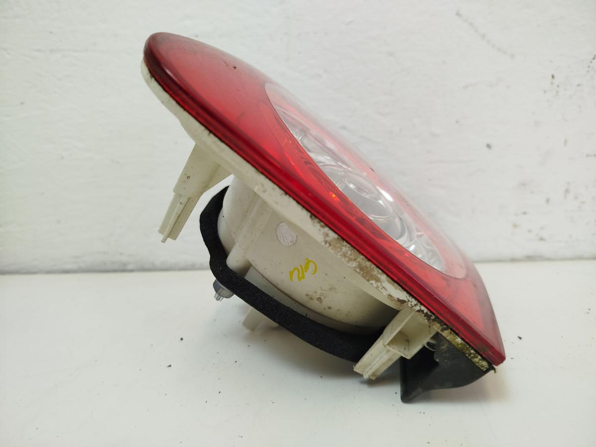 VW Jetta 1K R&uuml;ckleuchte innen rechts R&uuml;cklicht Heckleuchte Innenteil Heckklappe