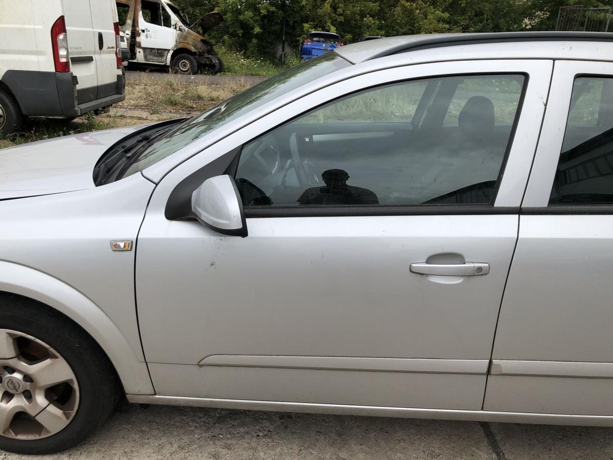 Opel Astra H Caravan T&uuml;r vorn links Fahrert&uuml;r im Rohbau 2AU Starsilber