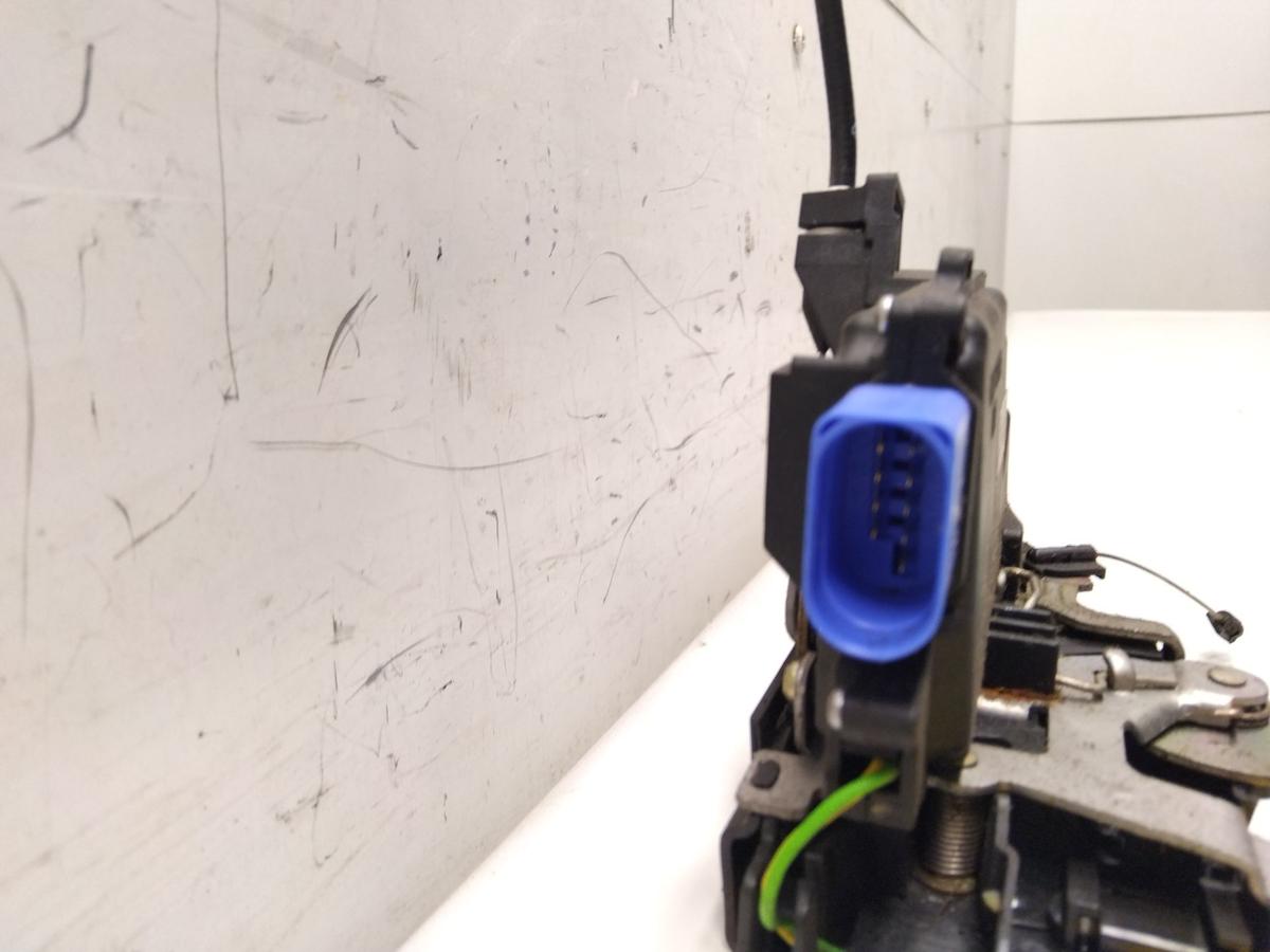 VW Golf 5 1K orig.T&uuml;rschloss vorn links mit Zentralverriegelung 3D1837015 BJ2004