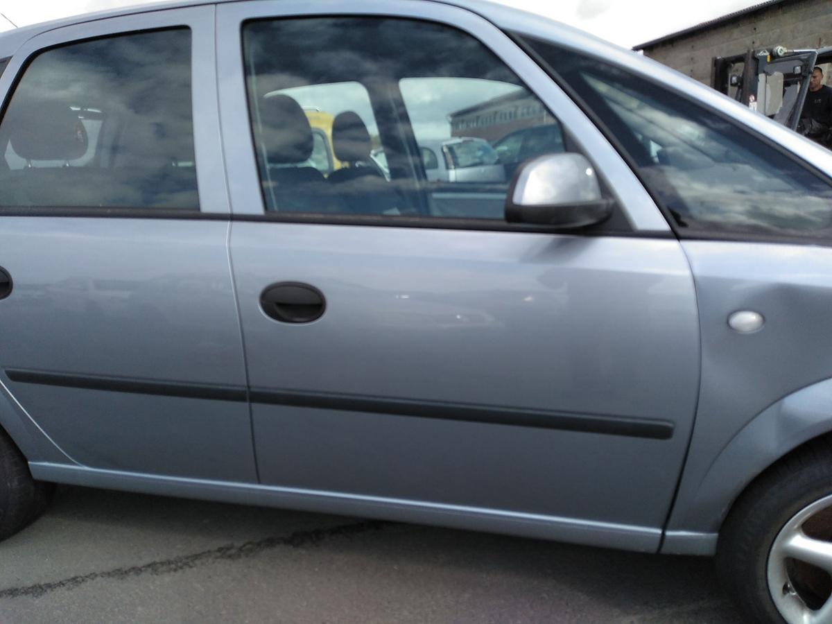 Opel Meriva A T&uuml;r vorn rechts Beifahrert&uuml;r graumetallic Z163 lichtsilber Bj.2004