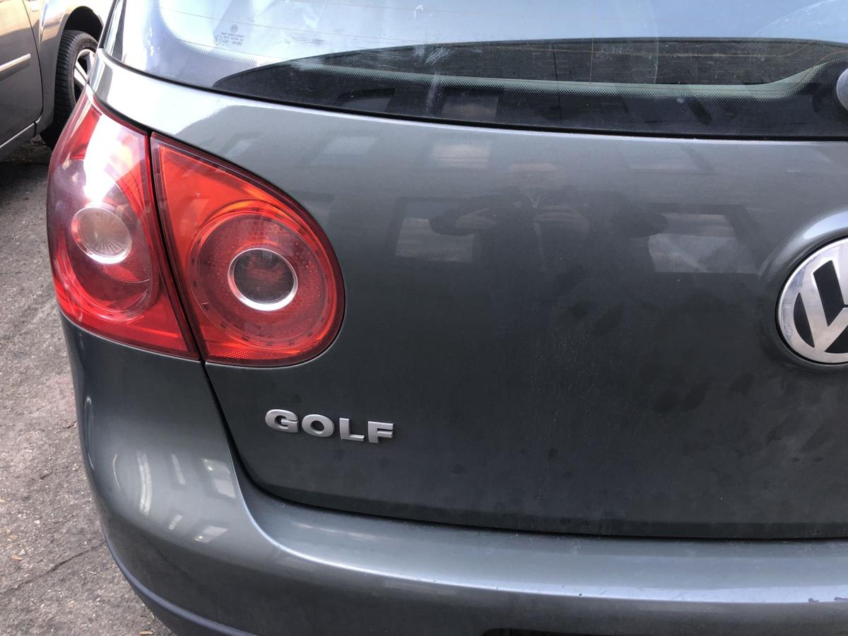 VW Golf 5 V 1K Heckklappe mit Heckscheibe Kofferklappe Heckdeckel LA6Q Sagegreen