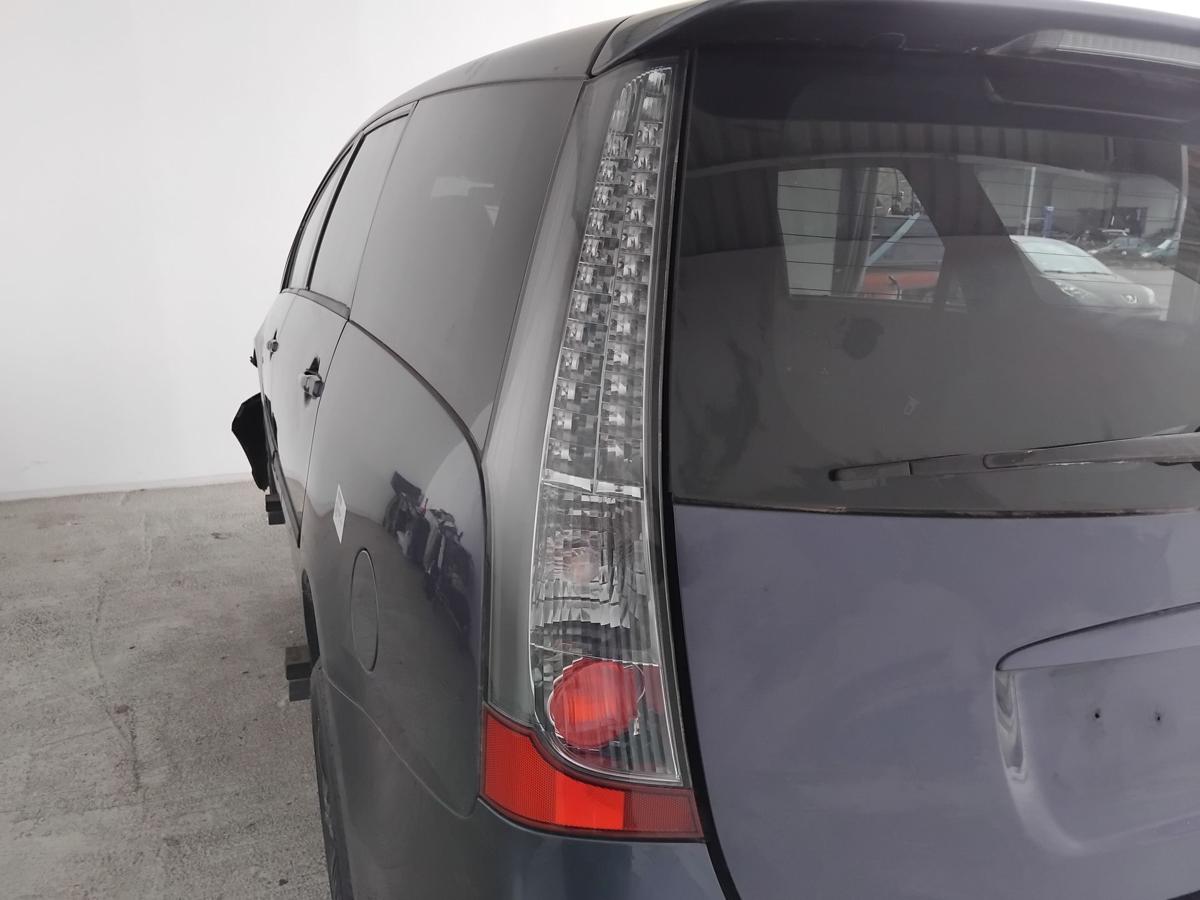 Mitsubishi Grandis original Rückleuchte Schlussleuchte links BJ2004