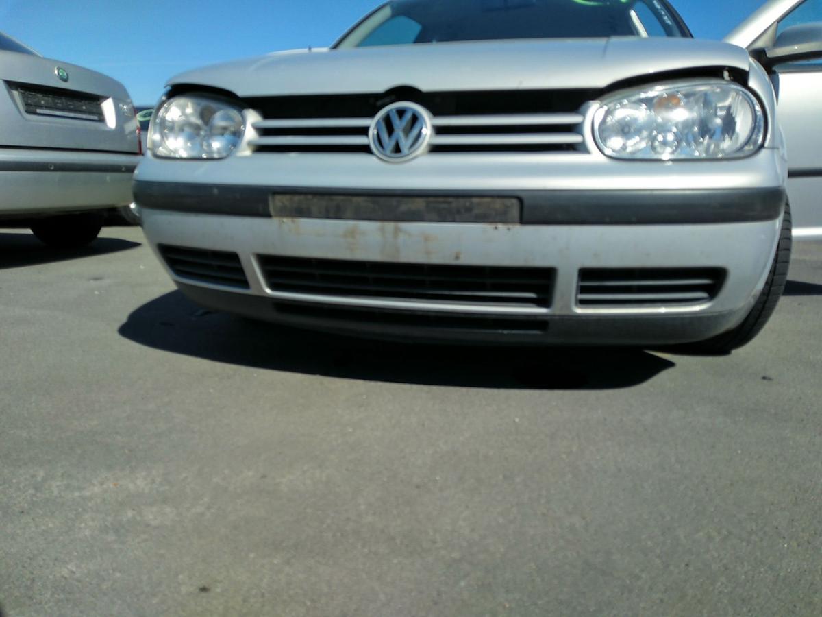 VW Golf 4 original Sto&szlig;stange Sto&szlig;f&auml;nger vorn satinsilbermetallic LB7Z Bj.1998