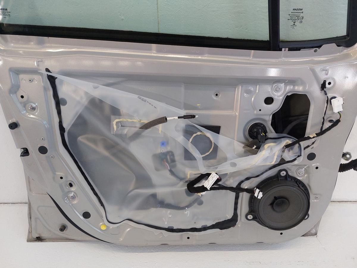 Nissan Micra K14 T&uuml;r vorn links Fahrert&uuml;r im Rohbau KNV Warm Silver Met