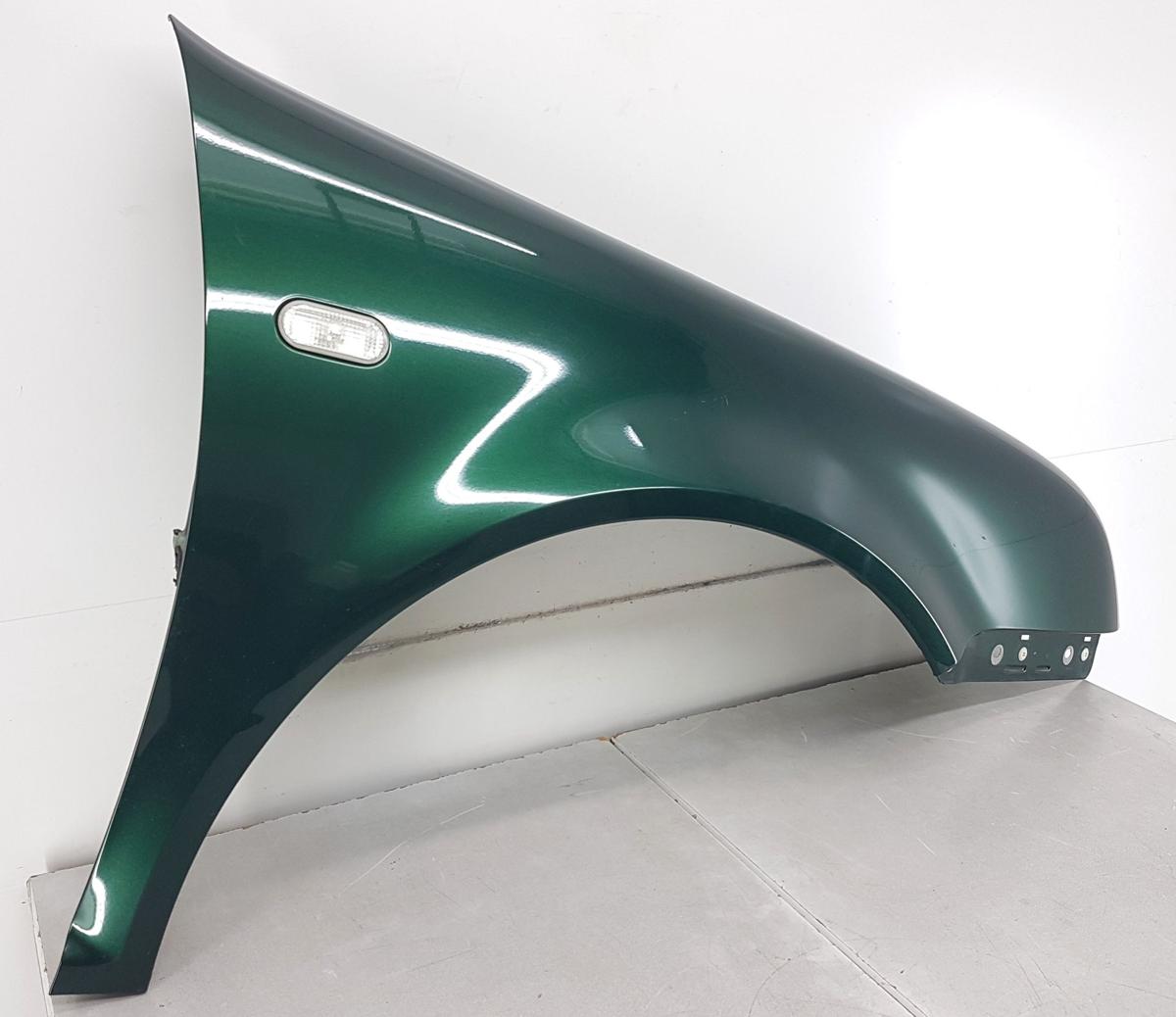 VW Bora Kotflügel rechts in LC6M Brightgreen Perleffekt Bj1998