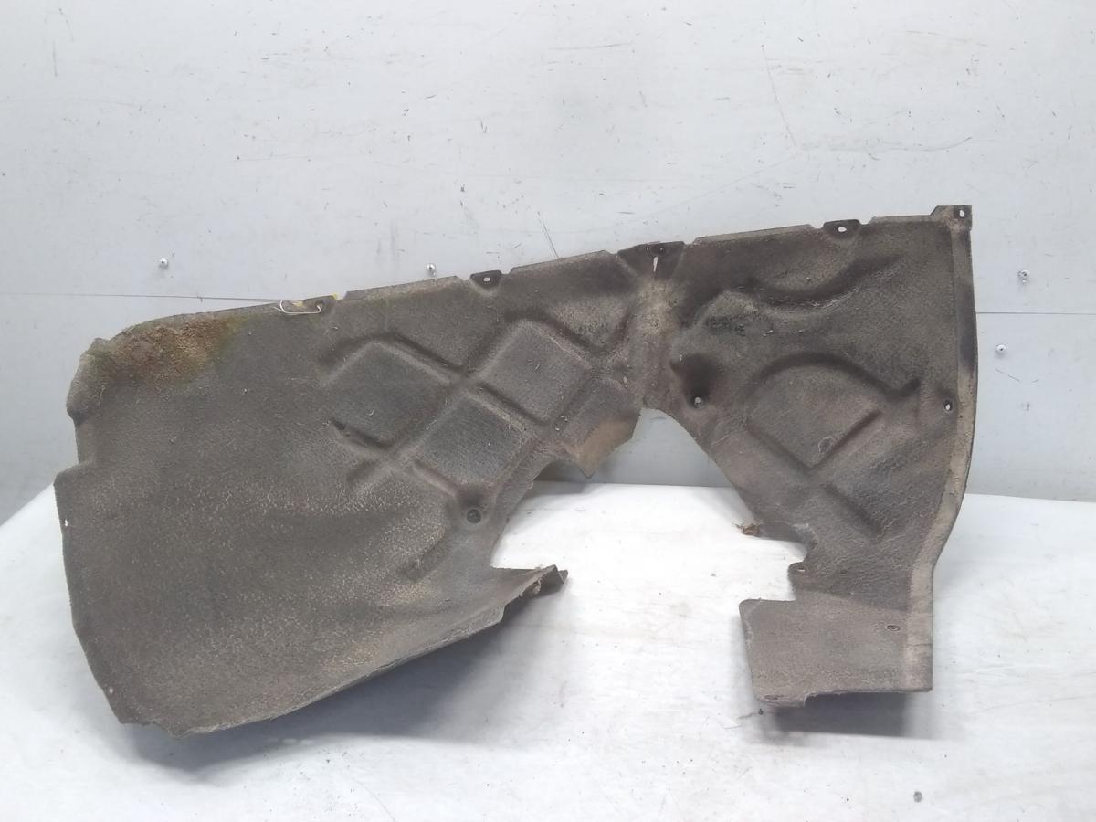 VW Touareg 2 7P original Radhausschale vorn rechts Hinterteil BJ2013 Filz