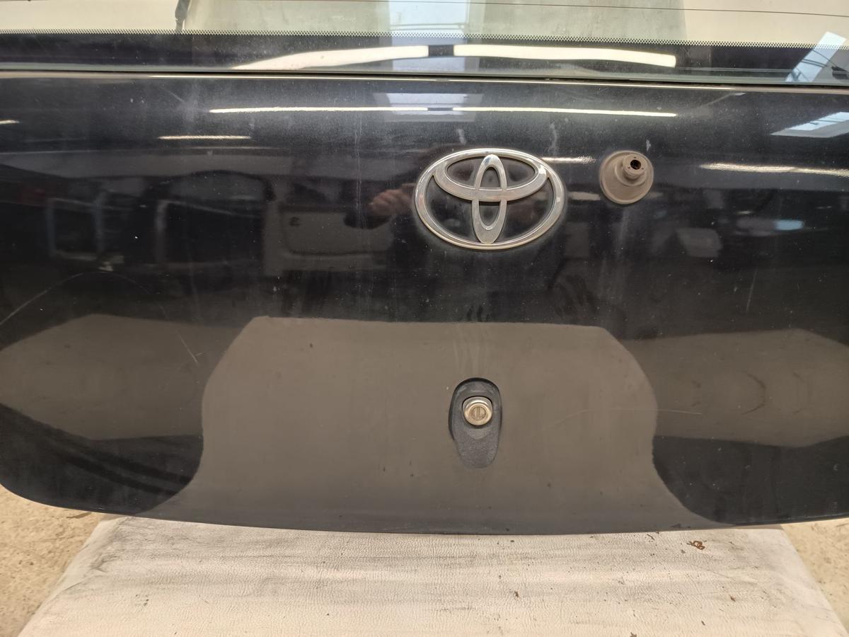 Toyota Yaris P10 original Heckklappe mit Scheibe (Roh) 209 Mysticschwarz Bj 2000