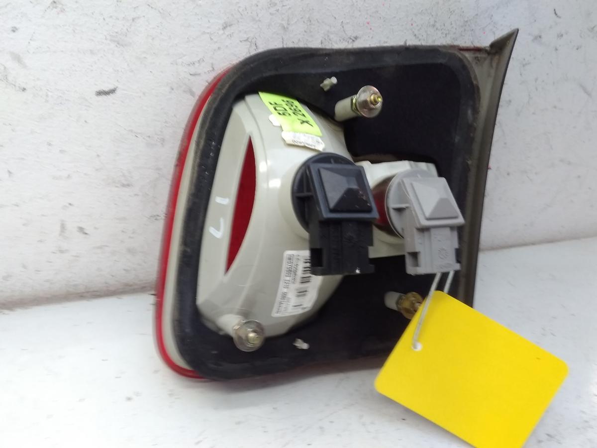 VW Polo 9N2 orig R&uuml;ckleuchte Heckleuchte links innen 4-t&uuml;rig Stufenheck BJ2004