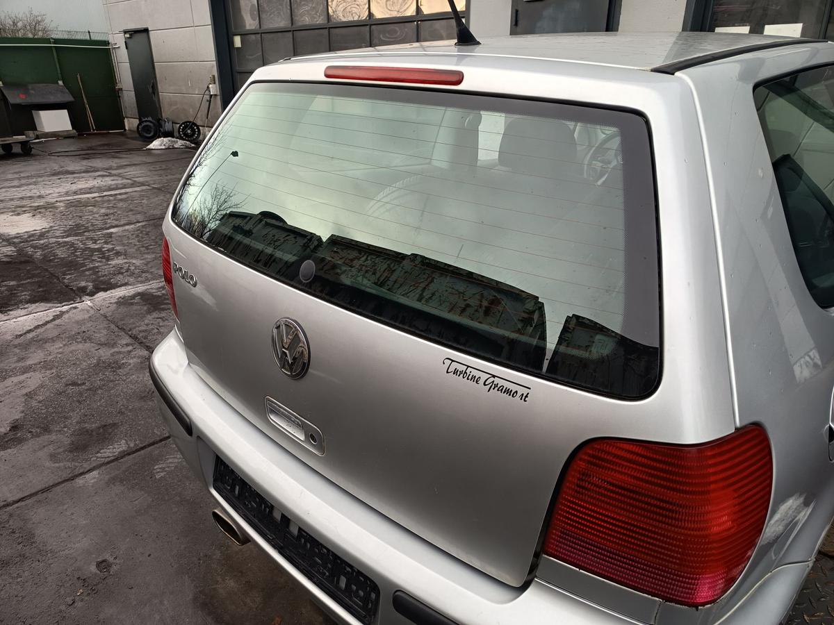 VW Polo III 6N2 original Heckklappe mit Scheibe A7W Reflexsilber Bj 2001