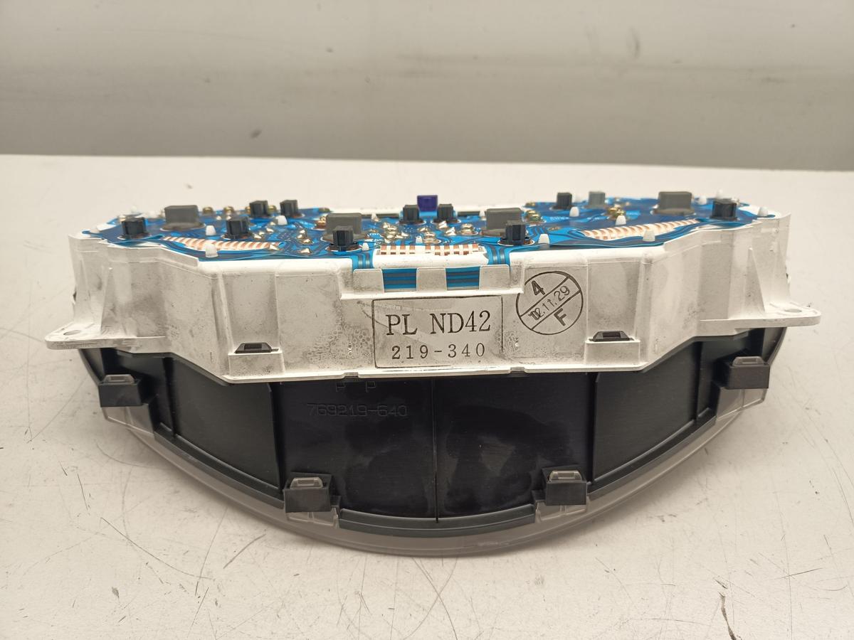 Mazda MX-5 II orig Kombiinstrument Tacho 1.6l 81kW Benzin Bj 2003