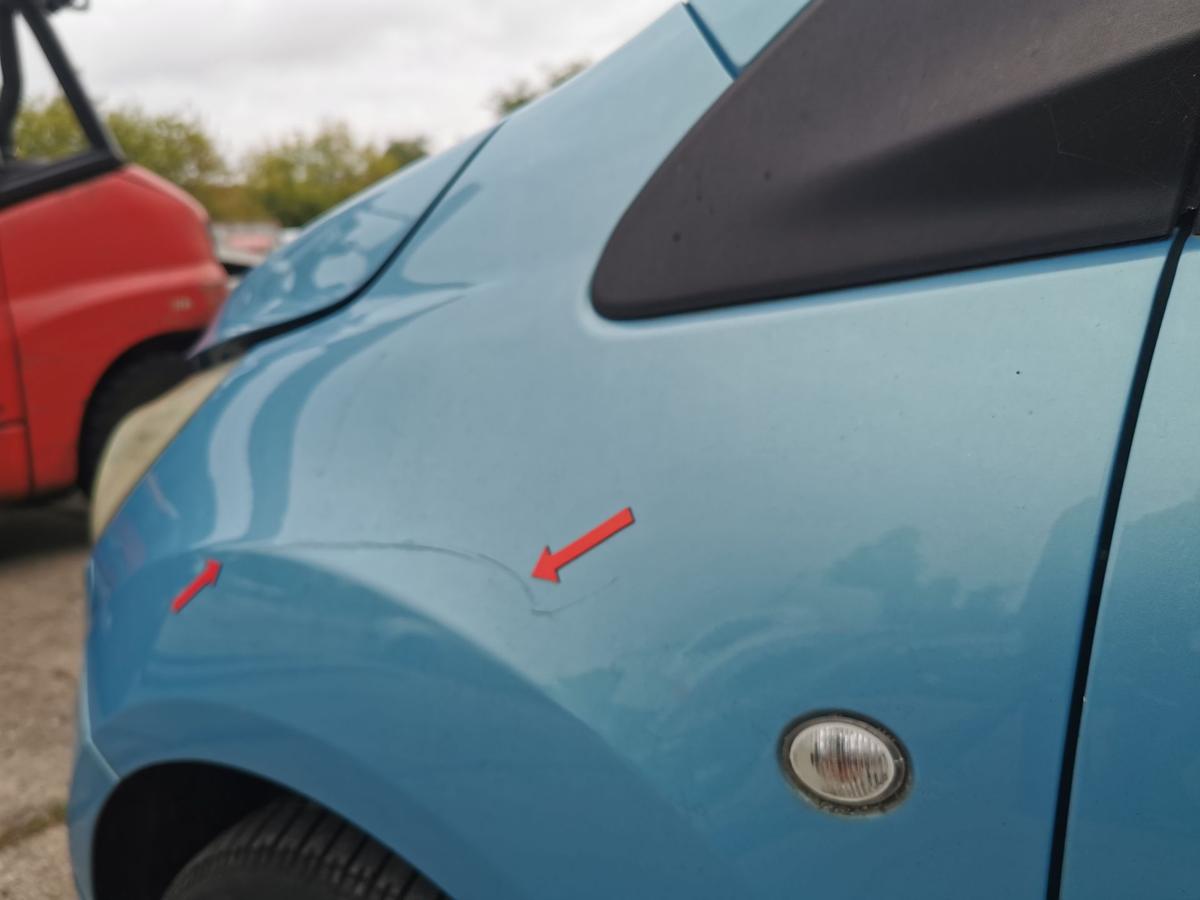 Ford KA RU8 Kotflügel Fender Seitenwand vorn links Scuba Blau KRATZER