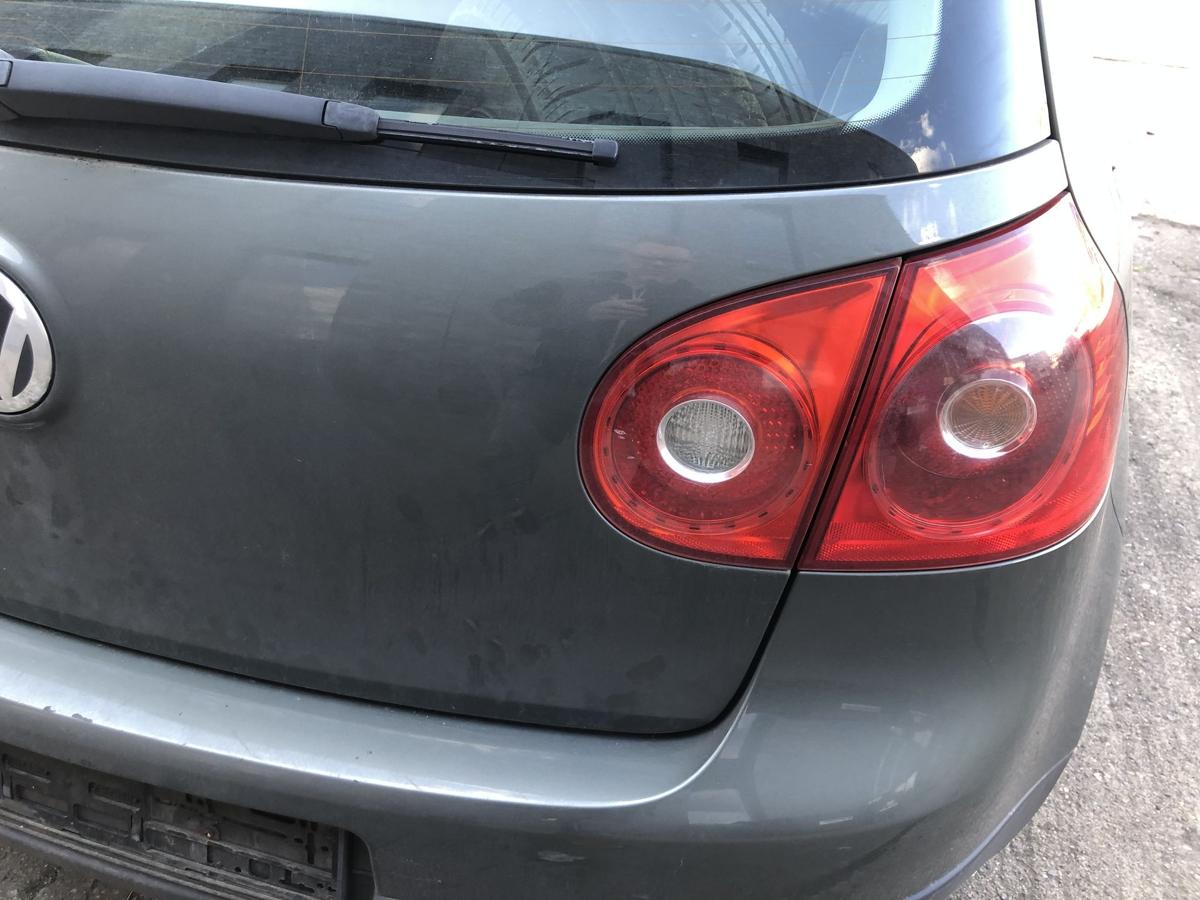VW Golf 5 V 1K Heckklappe mit Heckscheibe Kofferklappe Heckdeckel LA6Q Sagegreen