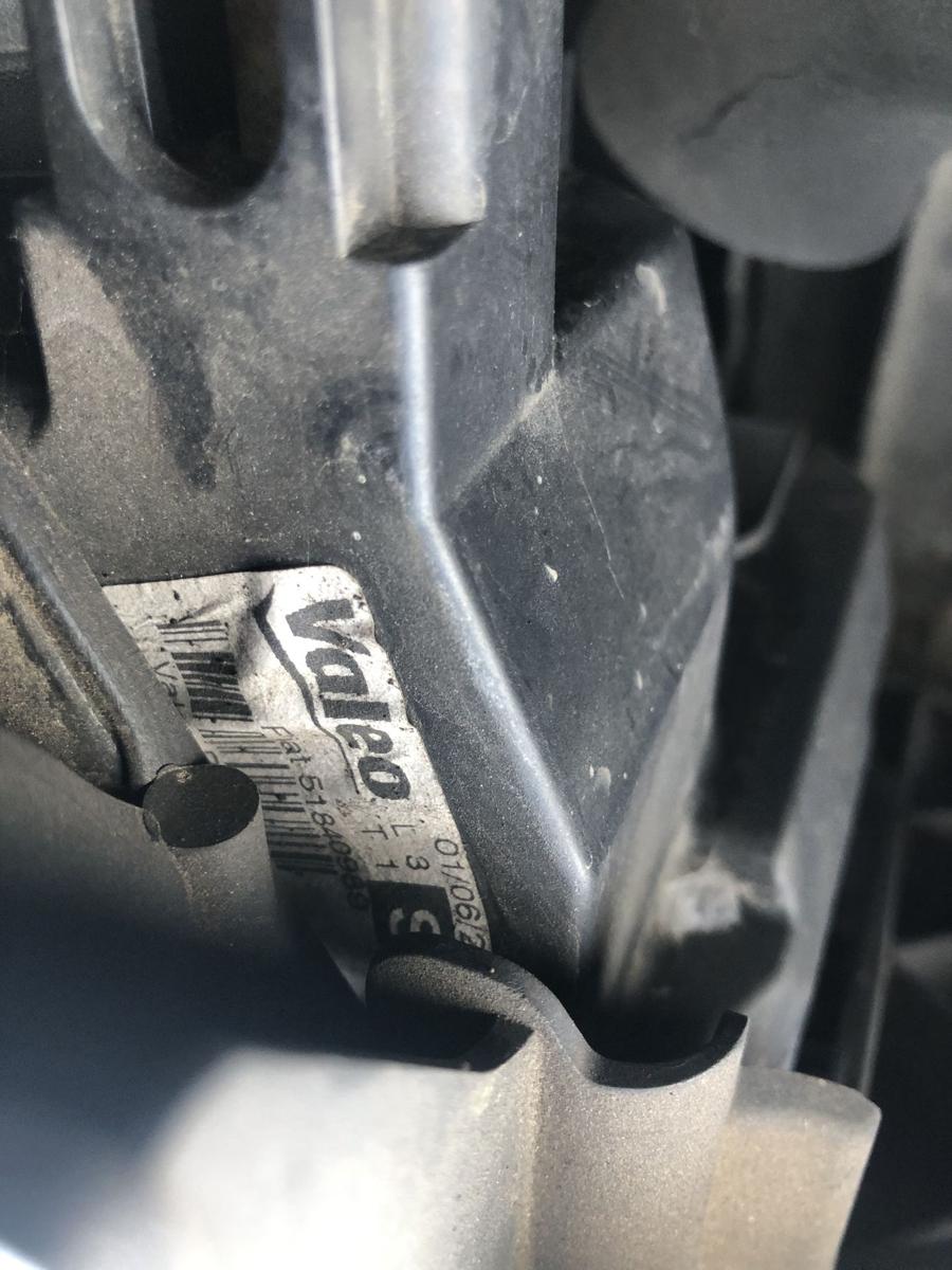 Fiat Grande Punto 199 Scheinwerfer rechts Frontscheinwerfer Valeo Headlight