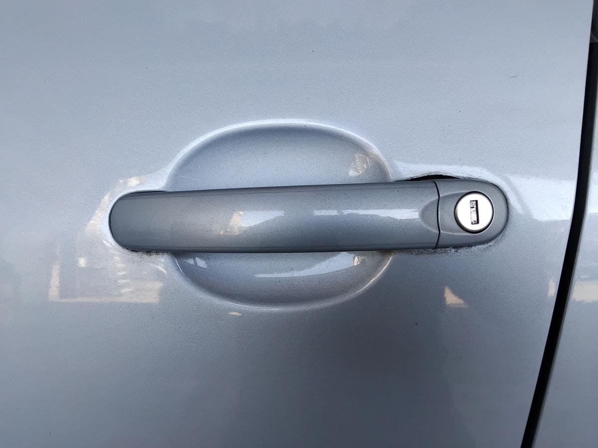 VW Golf Plus 5M T&uuml;r vorn links Fahrert&uuml;r LP5X heaven bluemetallic BJ2008
