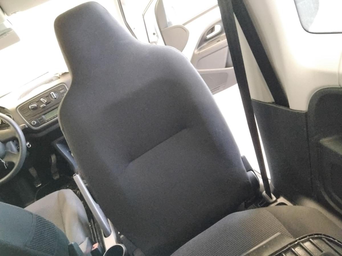 Skoda Citigo orig.Sitz vorn rechts Beifahrersitz Stoff dunkelgrau 3-t&uuml;rig BJ2012