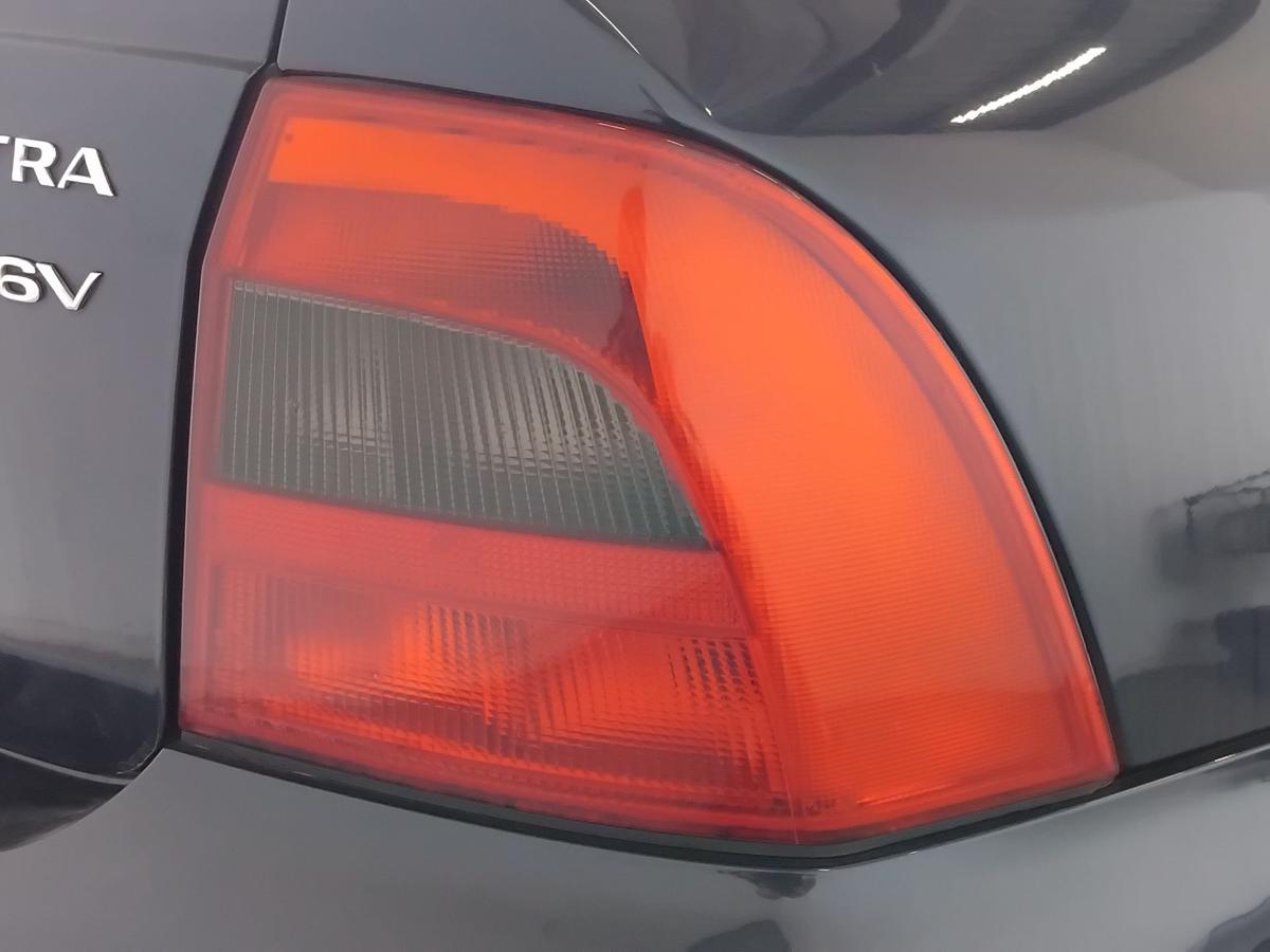 Opel Vectra B Limousine original R&uuml;ckleuchte Heckleuchte rechts BJ2001 Facelift