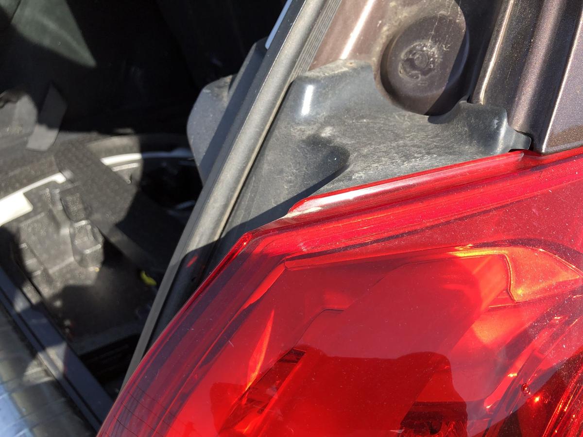 Peugeot 2008 I CU Rückleuchte rechts außen Ecke Rücklicht bis 2016 Heckleuchte