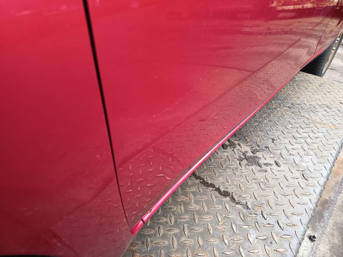 Nissan Micra K13 original T&uuml;r vorn links Fahrer AY4 Kaminrot Bj 2013