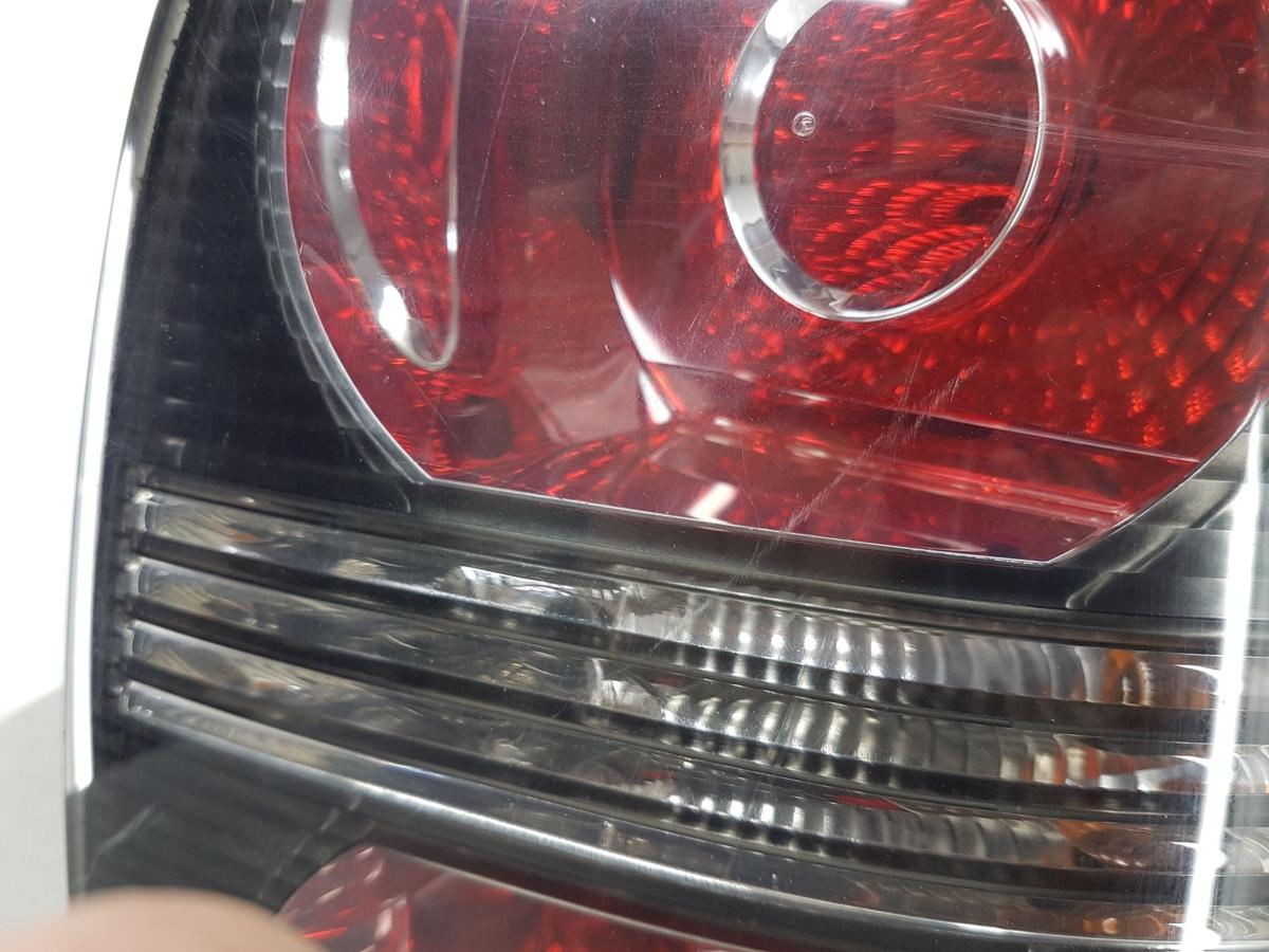 VW Cross Touran 1T R&uuml;ckleuchte R&uuml;cklicht rechts 1T0945096K B2007 Modell ab 2006