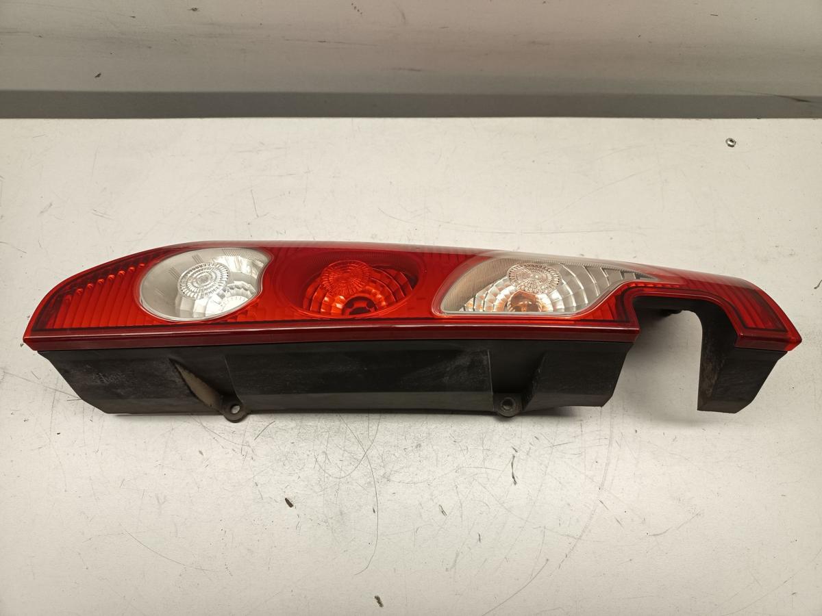 Renault Kangoo 2 Bj.2010 original R&uuml;ckleuchte Heckleuchte links f&uuml;r Fl&uuml;gelt&uuml;ren