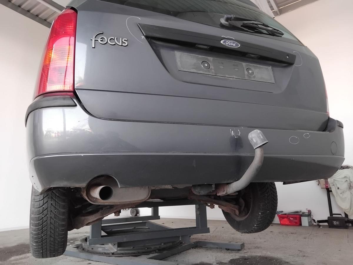 Ford Focus 1 Turnier original Stoßstange Stoßfänger hinten Facelift BJ2003 Kombi