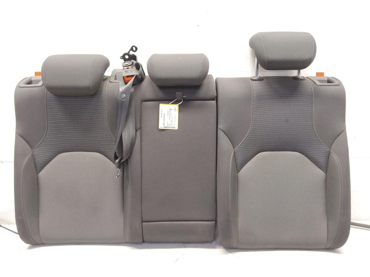 Seat Leon Kombi ST 5F Rücksitz Stoff schwarz dunkelgrau Bj.2019