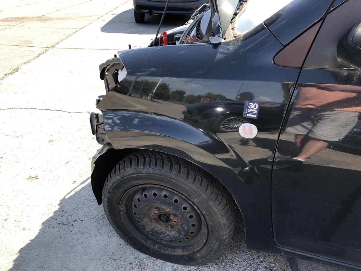 Subaru Justy 4 Typ M300F Kotfl&uuml;gel vorn links Fahrerseite Seitenwand schwarz