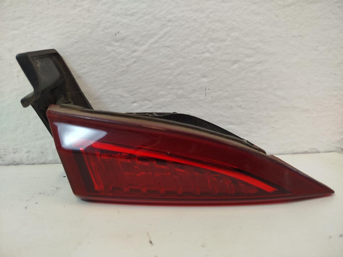 Fiat Tipo Typ 356 R&uuml;ckleuchte links Innenteil Heckklappe Stufenheck Heckleuchte