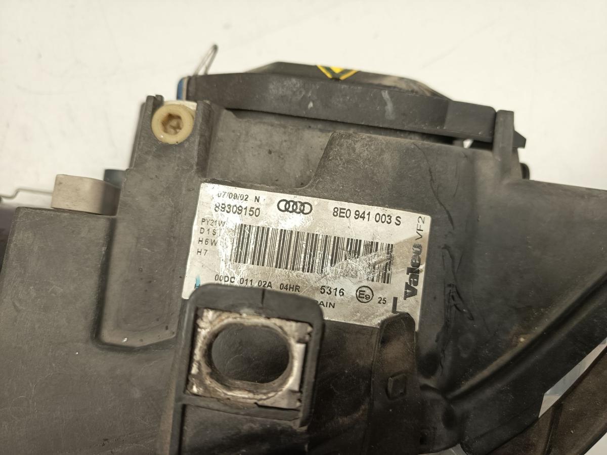 Audi A4 B6 original Scheinwerfer links Xenon vor Facelift Baujahr 2002