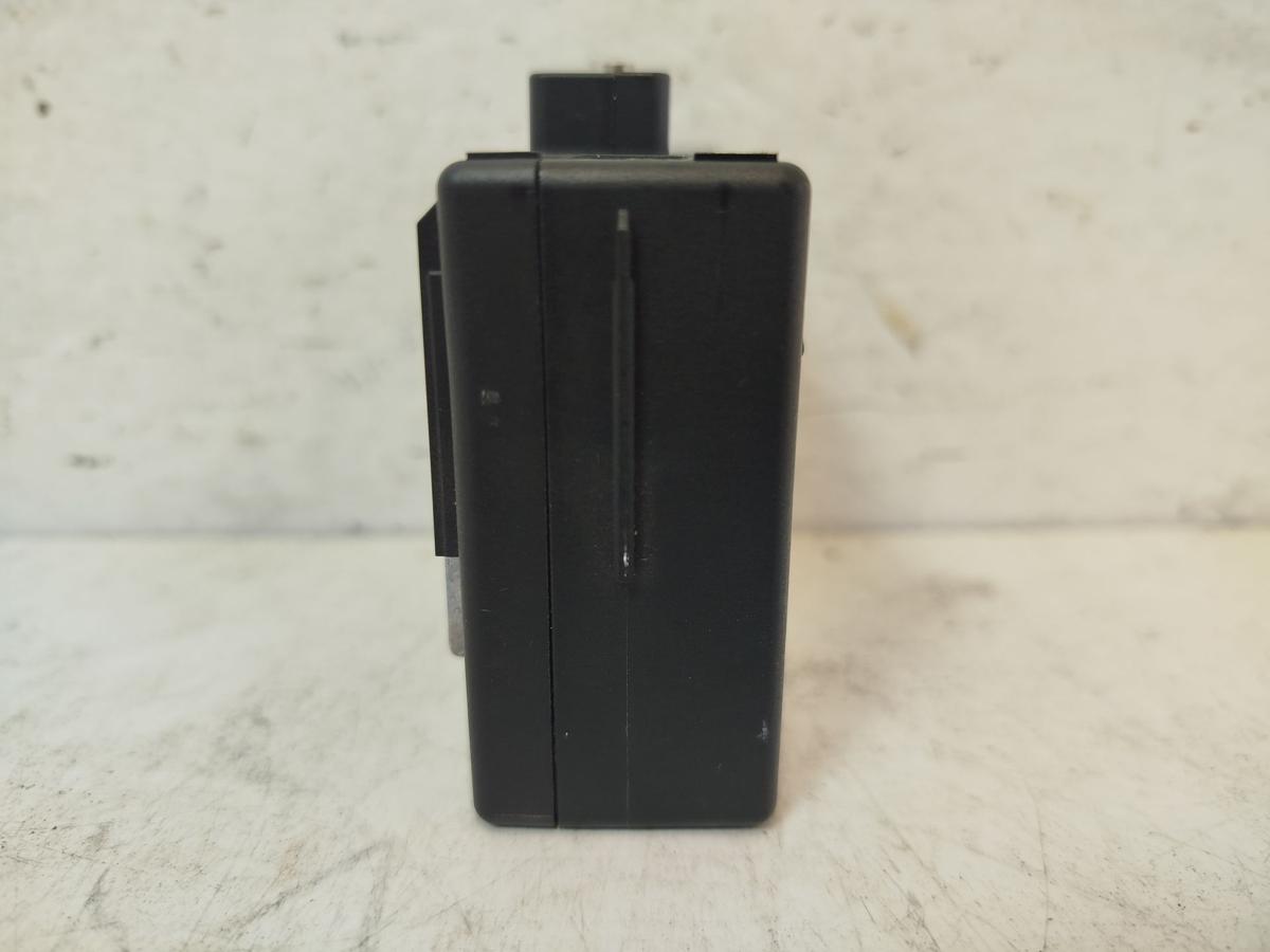 NIO ET7 Elektro USB C Anschluss Buchse Ladeanschluss Mittelkonsole