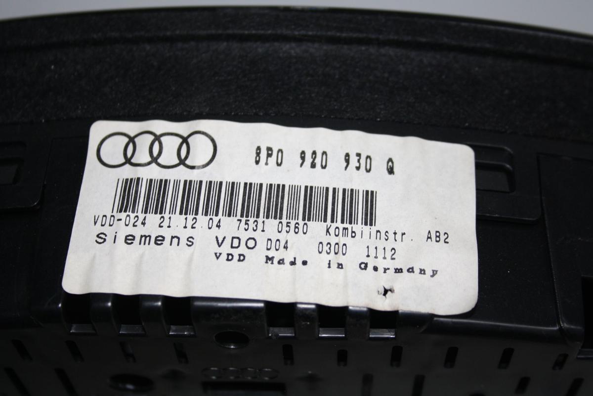 Audi A3 8PA orig Kombiinstrument Tacho Diesel Navi 8P0920930Q Bj 2005