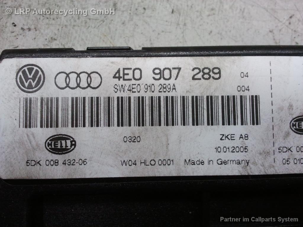 Audi A8 4E D3 Bj.2004 original Bordnetzsteuergerät hinten 4E0907289